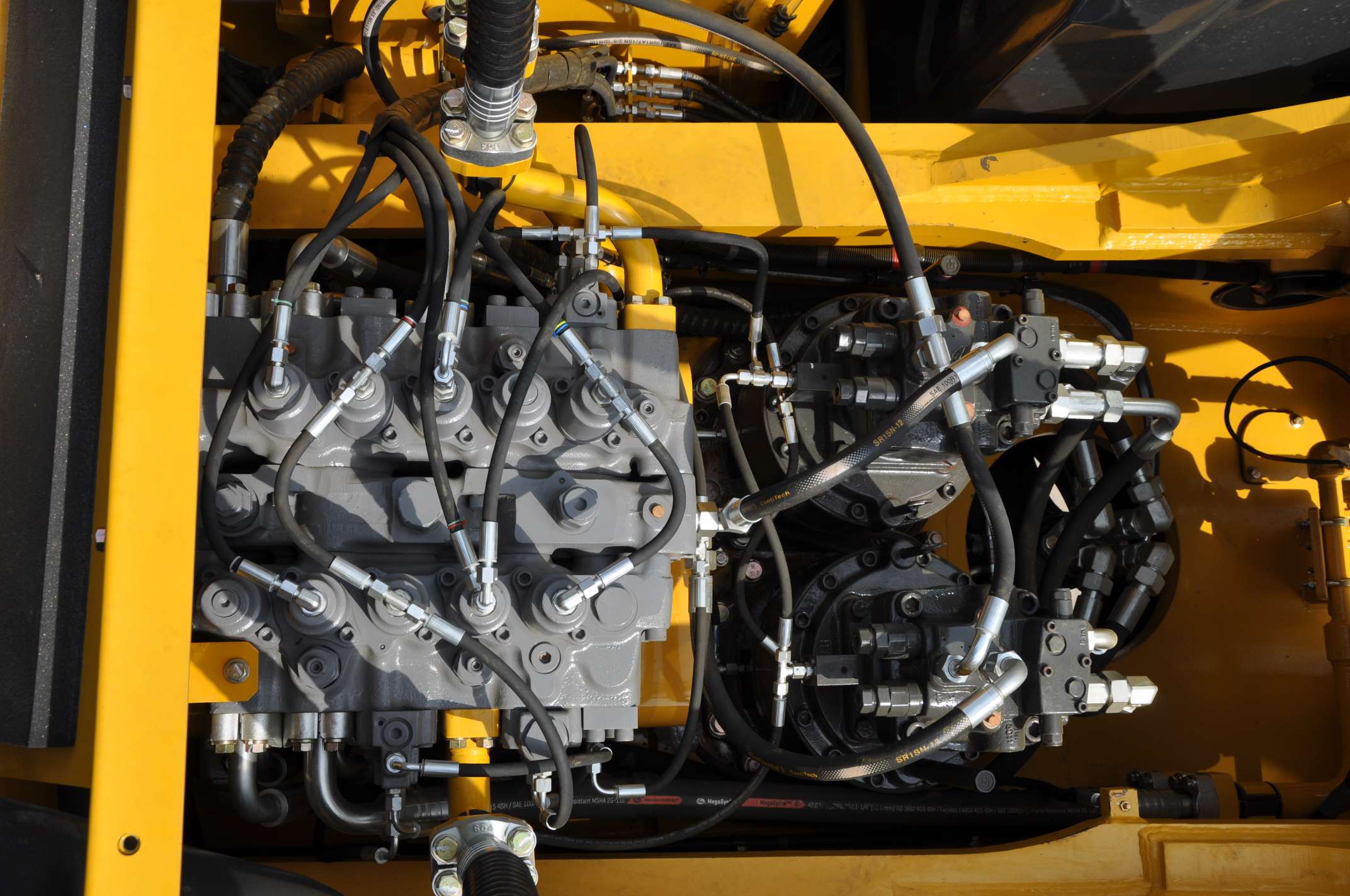 Excavadora de cadenas SDST SH470-9