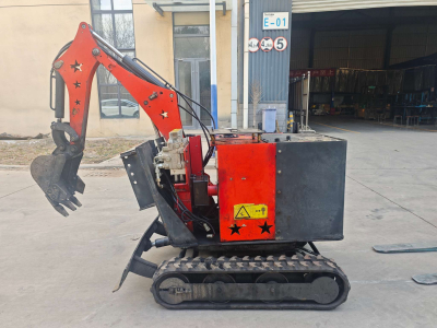 حفارة صغيرة تعمل بالتحكم عن بعد سعة 0.8 طن