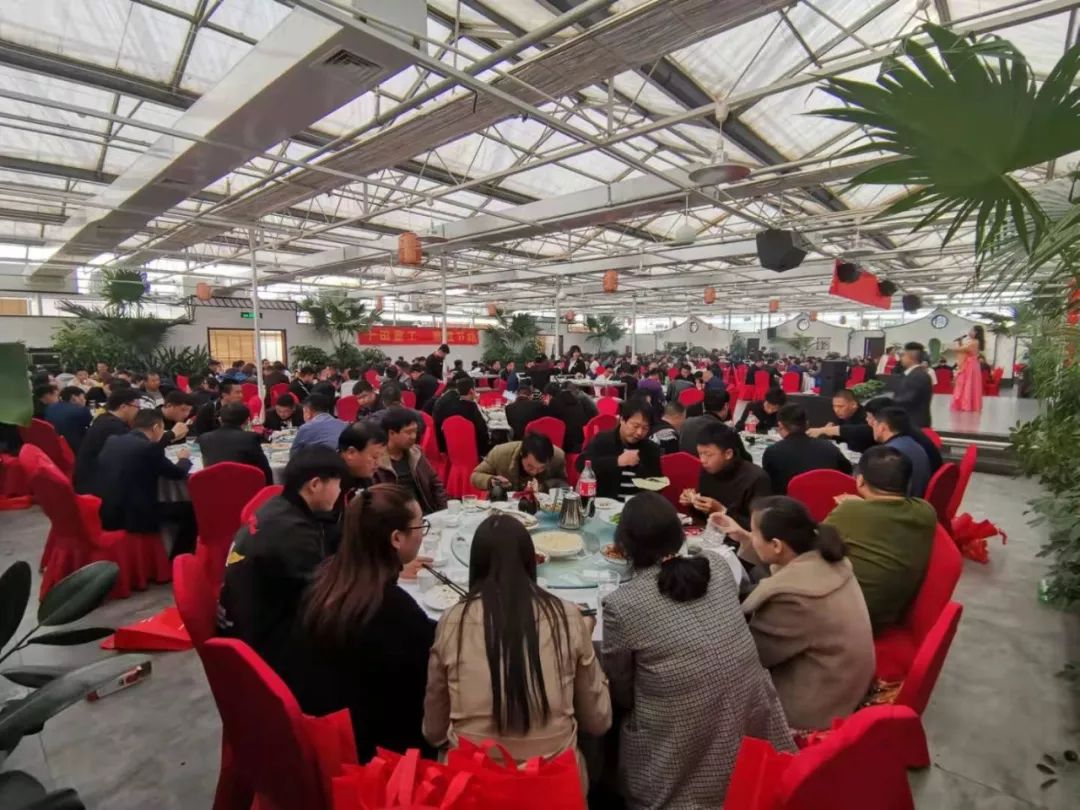 The New Product Launch Conference of Shitian Heavy Industry was held in Zhengzhou.