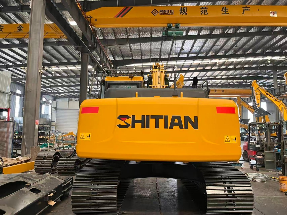 حفارة بناء SH220LC-8 سعة 22 طنًا لأعمال الحفر