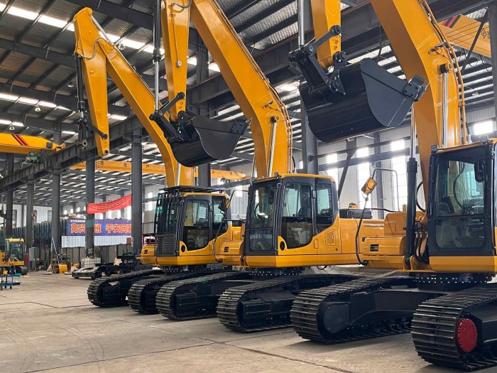 Custom SH240 23-ton Hydraulic Crawler Excavator