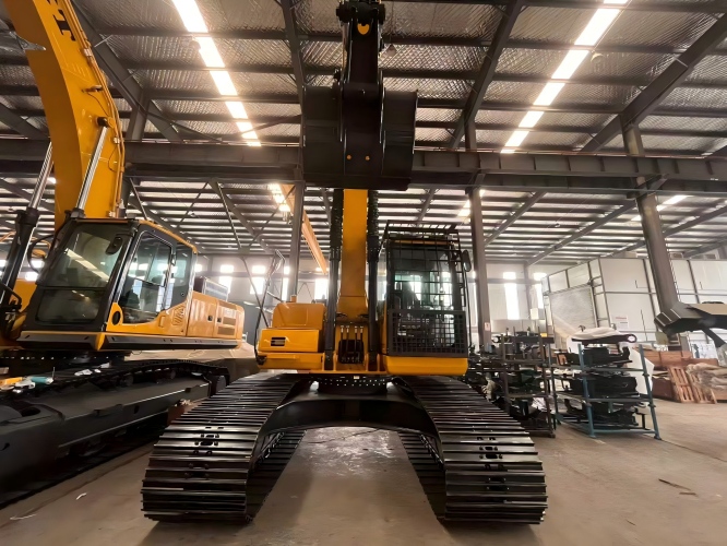 24 Ton Medium Crawler Excavator SH240-8 – High Efficiency for Construction & Earthmoving