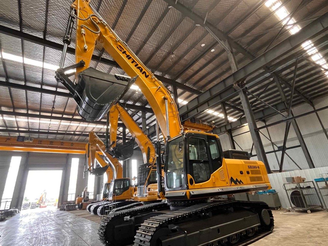 L'équipe commerciale de Shitian Heavy Industry a terminé une formation sur site de 3 jours sur la technologie de production des excavatrices et des bulldozers