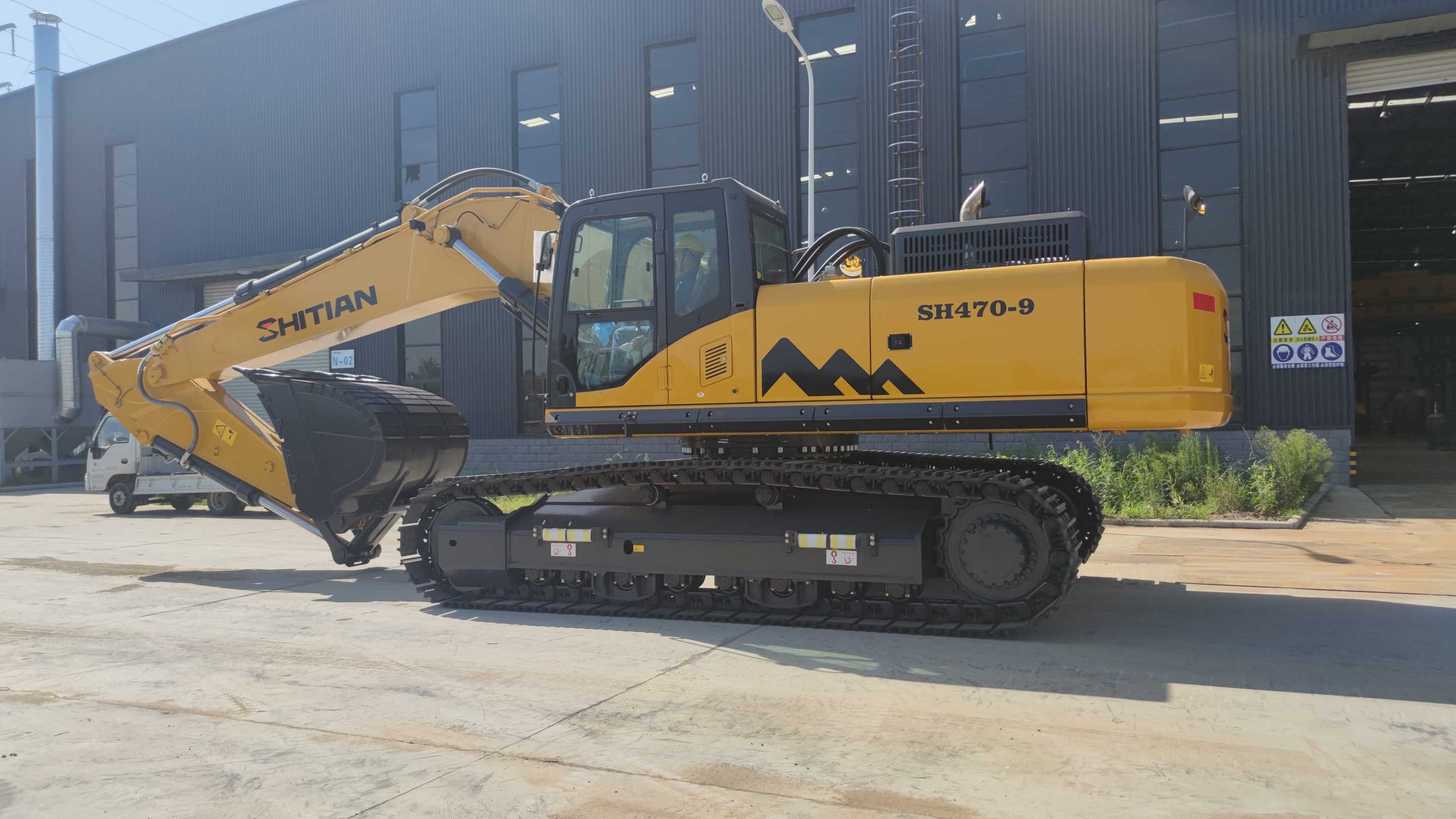 حفارة تعدين متعددة الوظائف بوزن 45 طنًا