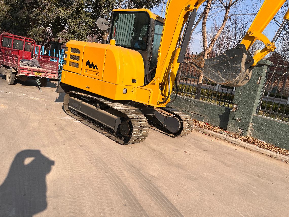 6 Ton Excavator Flexible Operation for Narrow Space