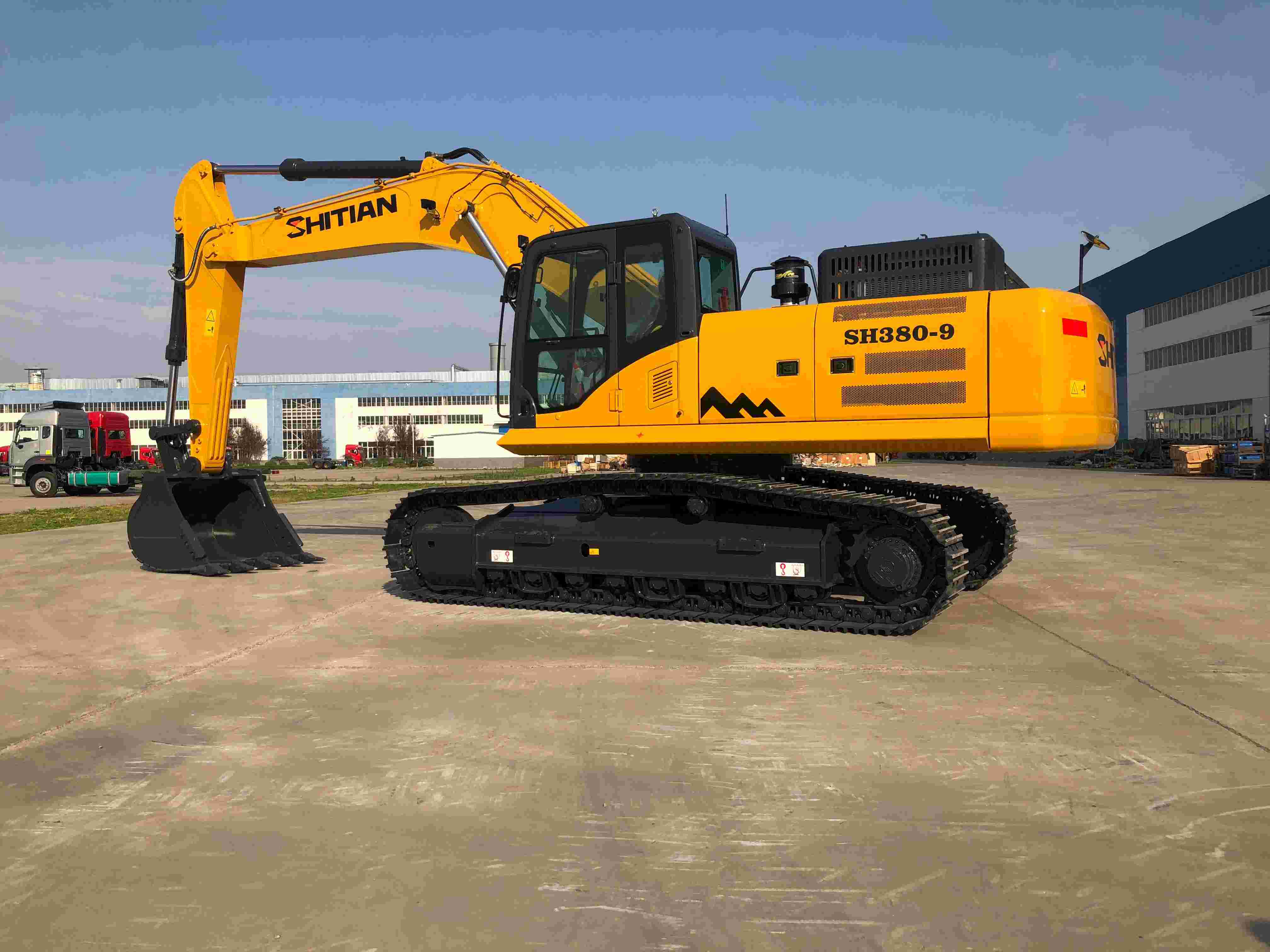 حفارة هيدروليكية زاحفة سعة 38 طنًا