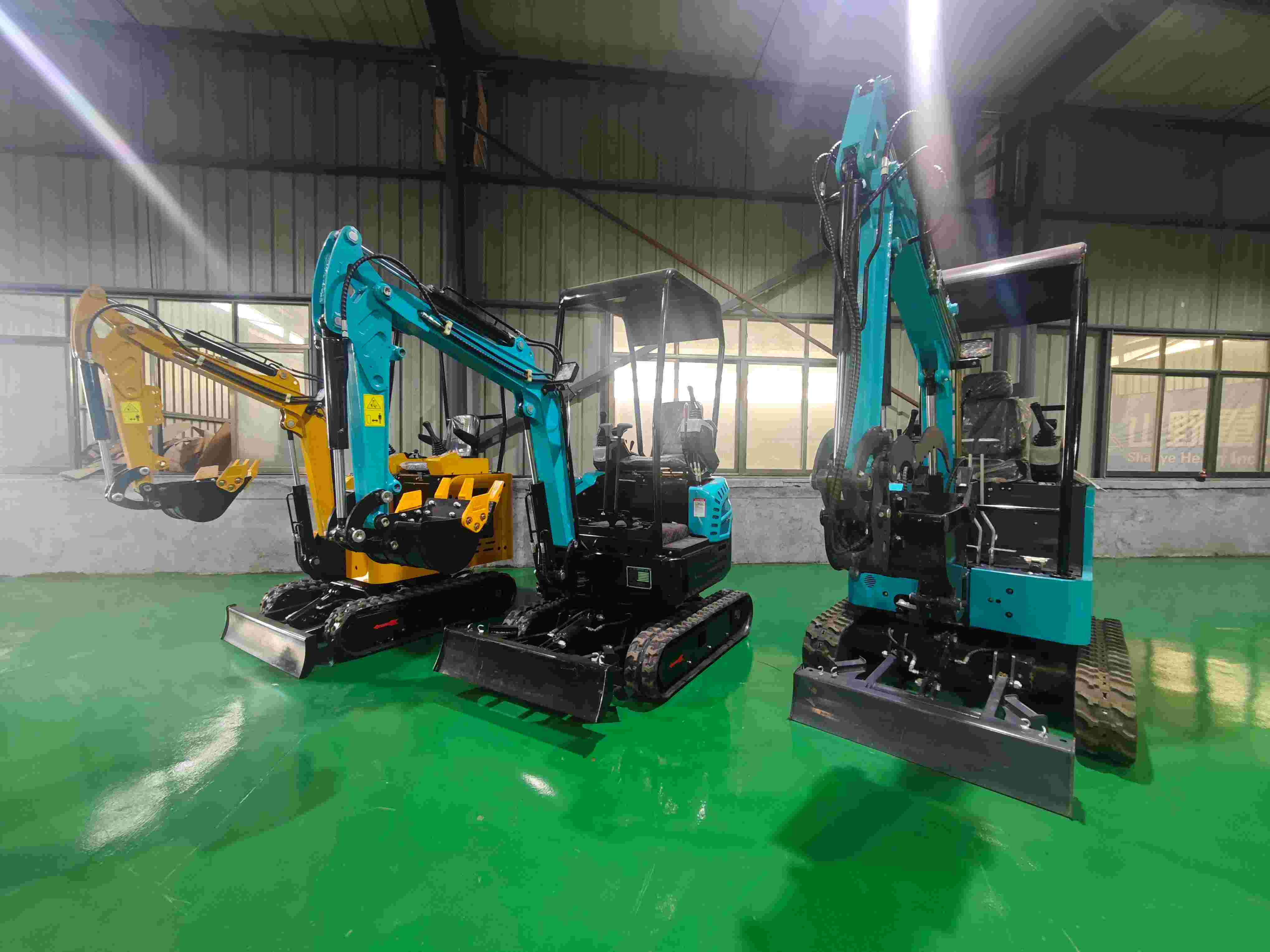 حفارة كهربائية سعة 1.9 طن