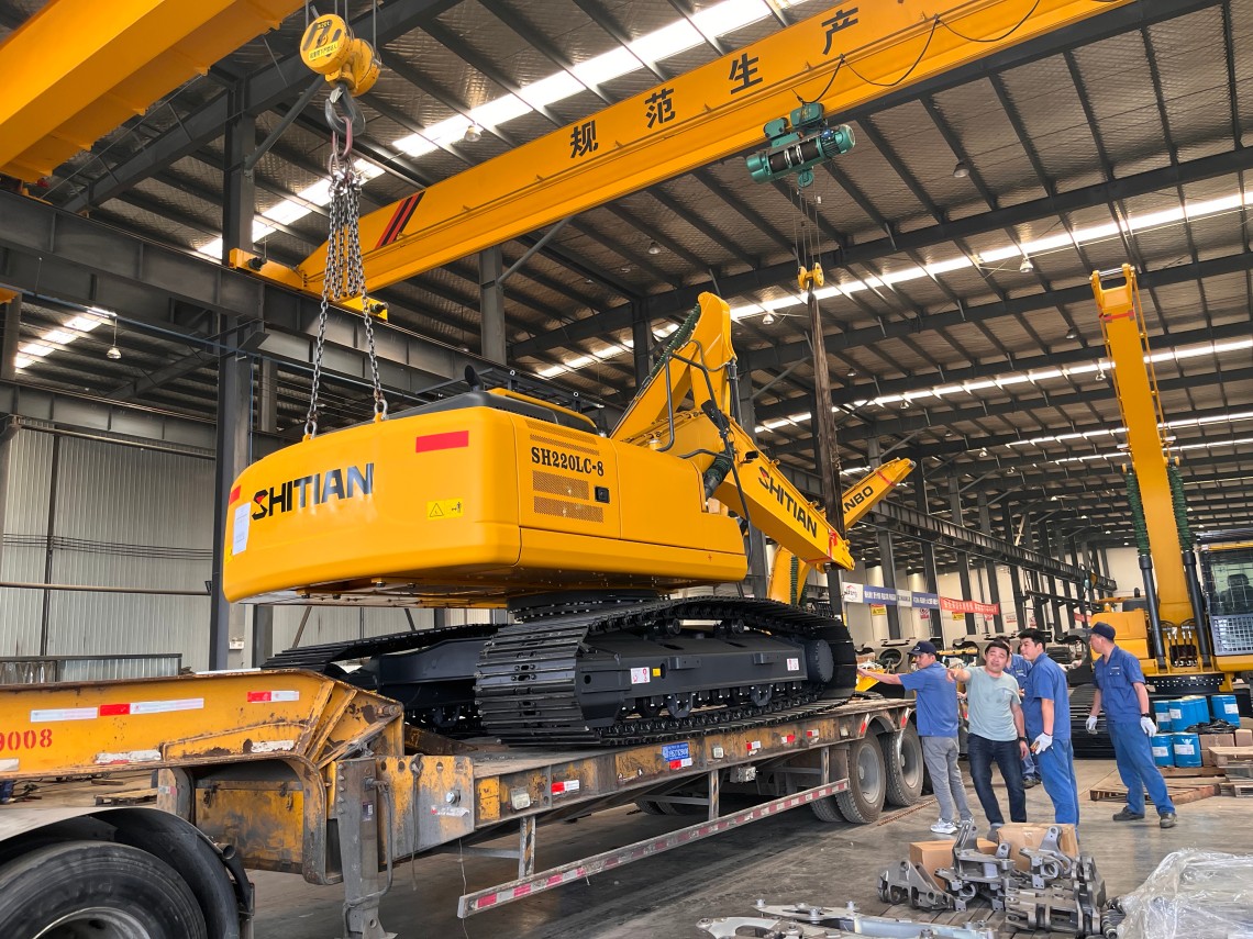 Guía de Carga y Transporte Seguro para la Excavadora Hidráulica SH220LC‑8