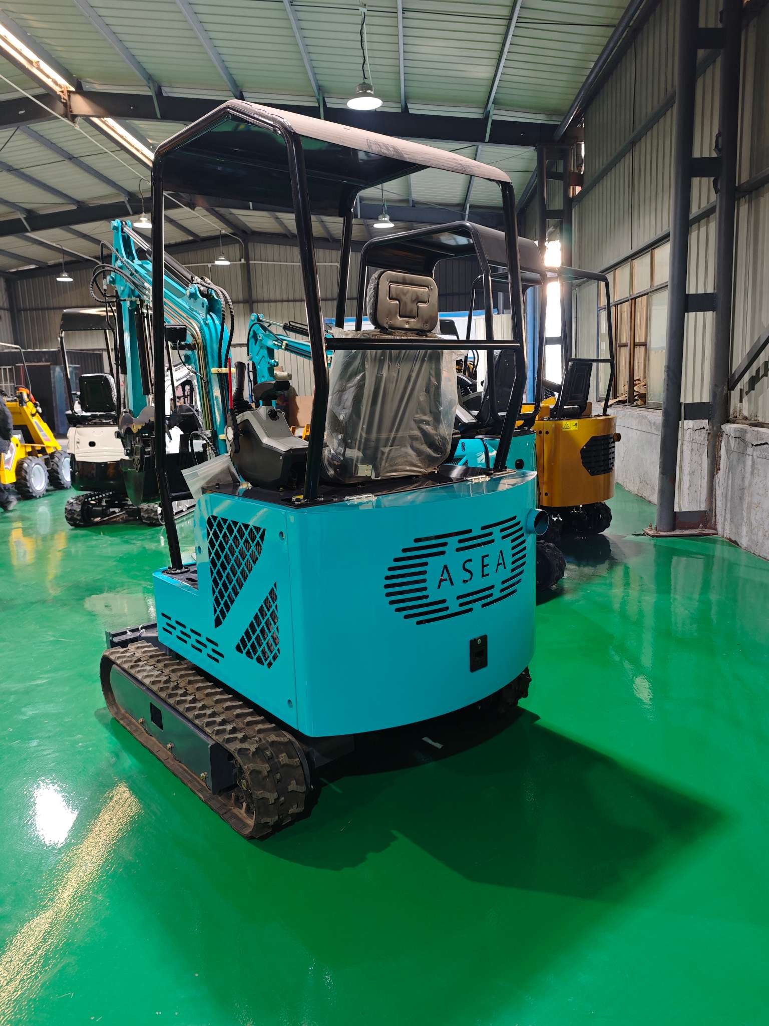 حفارة كهربائية سعة 1.9 طن